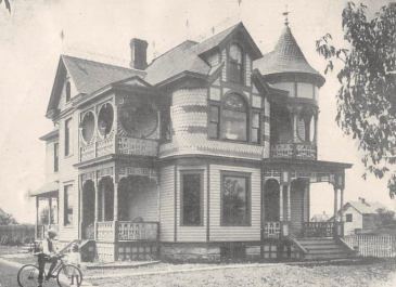 Park River 1899 - Residence of C.E. Nelson, Harris Avenue 