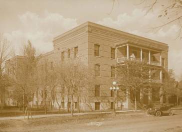 Valley City 1910 - A - A Collection - Sheyenne Apartments