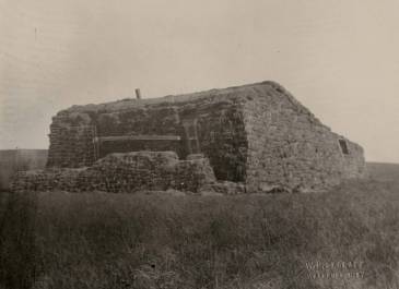 Washburn 1900 - B - B Collection Sod house