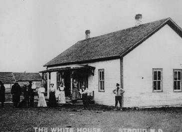 Stroud - The white house at Stroud