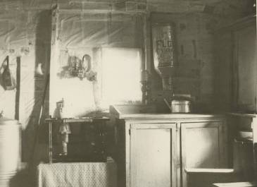 1900 - SHS B - B Collection - Sod house kitchen 