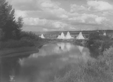 1911 - Frank Bennett Fiske Tipis near water